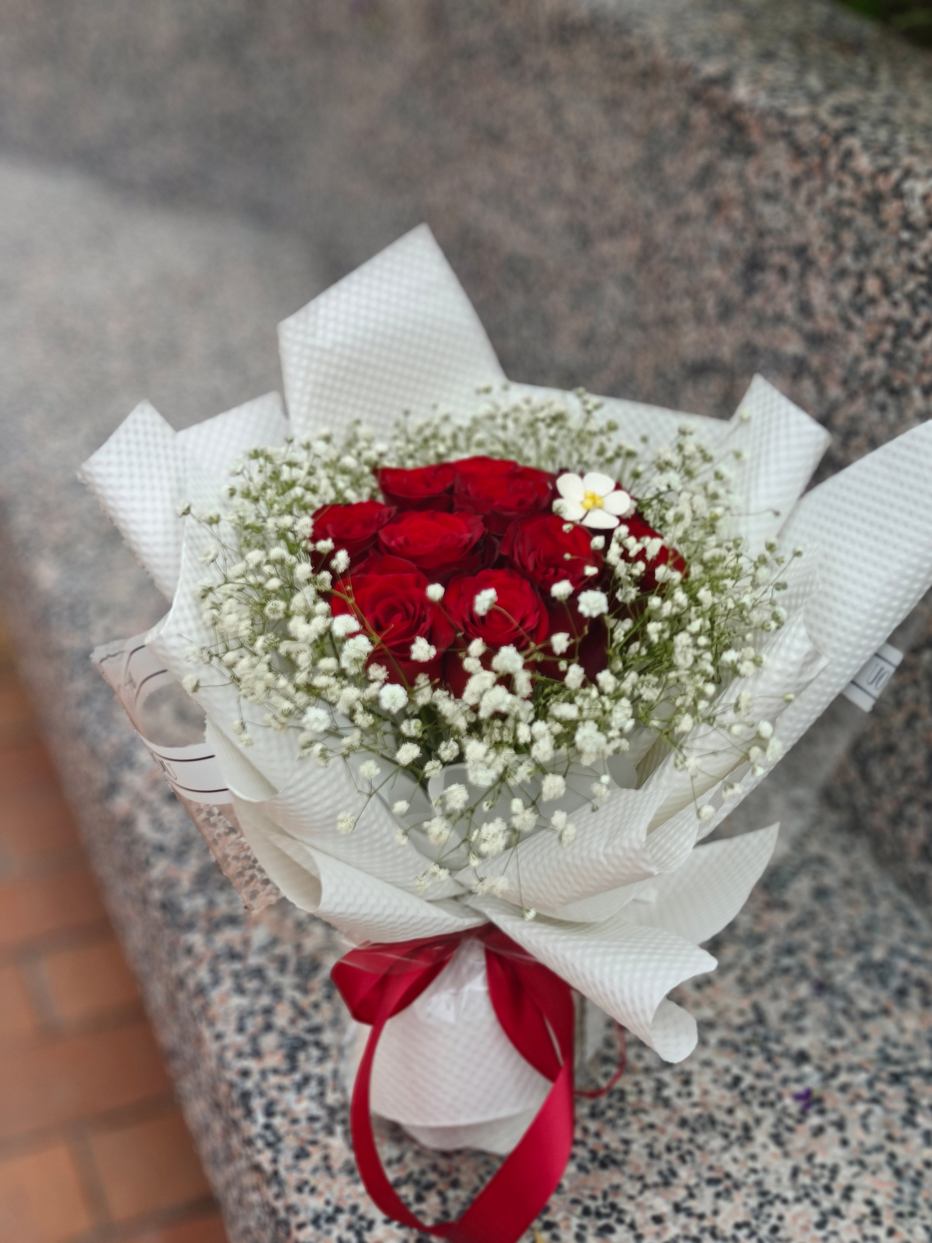Highland Red Rose Bouquet 高原红玫瑰花束