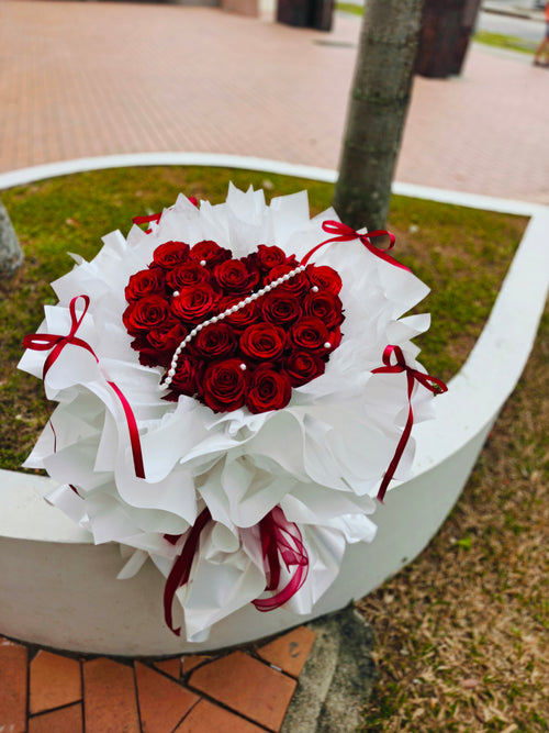 21 Red Roses Heart-Shaped Bouquet 21枝高原红玫瑰爱心花束