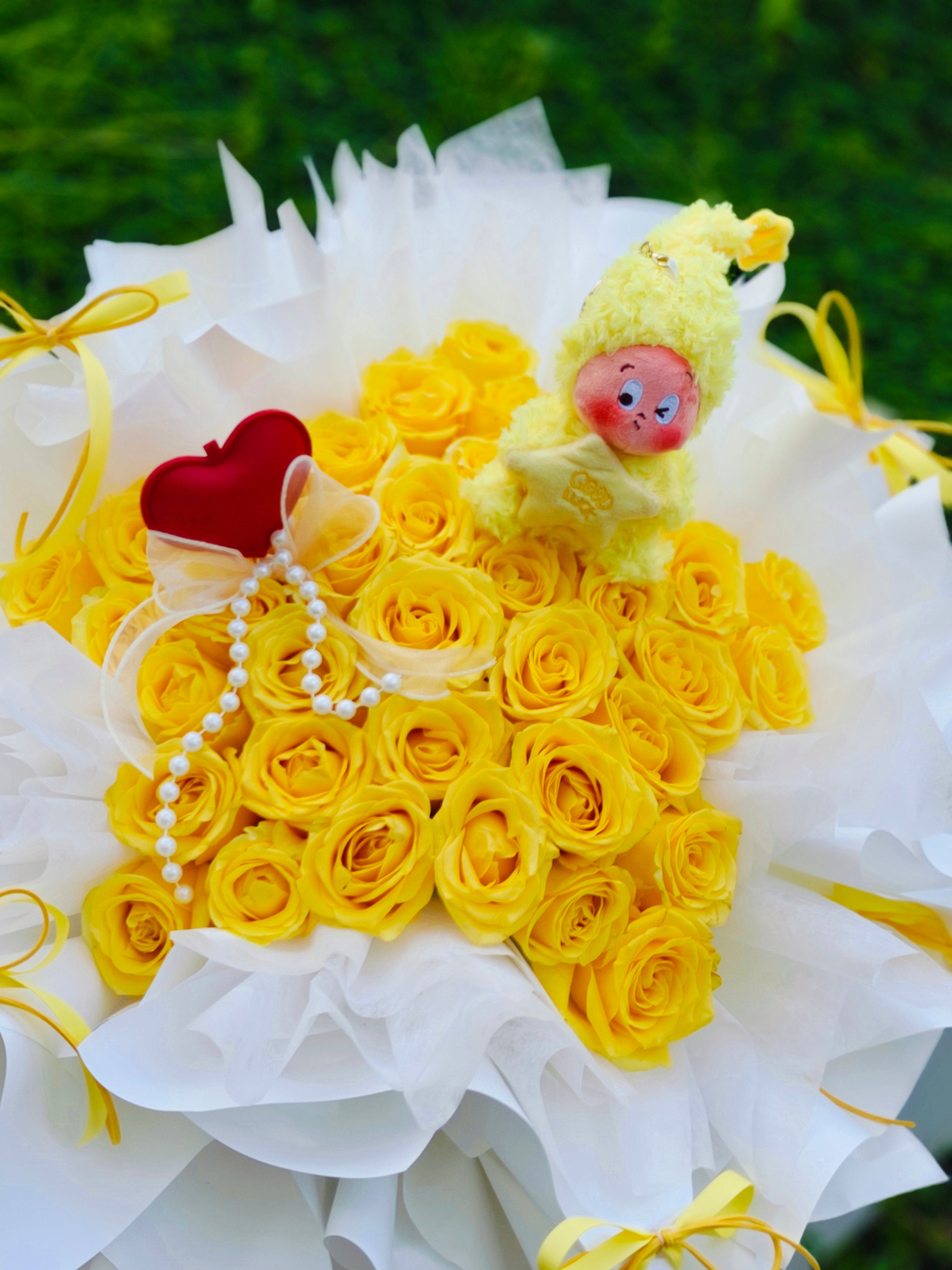 Golden Star Yellow Rose Bouquet 金枝玉叶星星人黄玫瑰花束