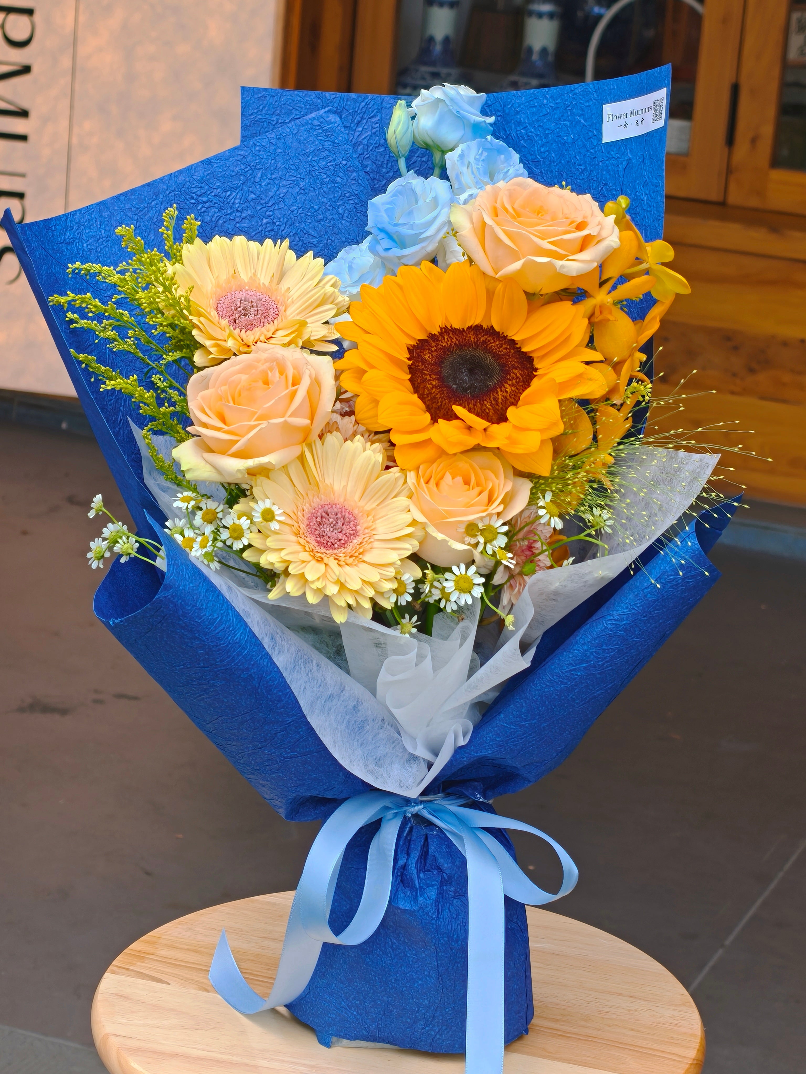 Sunflower & Champagne Rose Graduation Bouquet 向日葵香槟玫瑰毕业花束