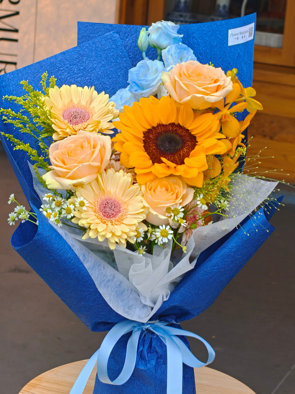 Sunflower & Champagne Rose Graduation Bouquet 向日葵香槟玫瑰毕业花束